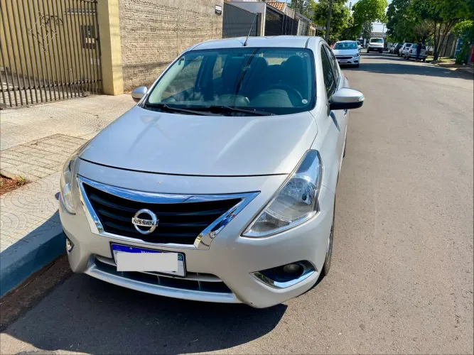 Nissan Versa Unique 1.6 16V Flexstart 4P Aut. 2018
