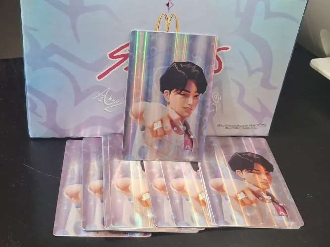 Photocard Jinu Avulso - Guerreiras do Kpop Mc Donalds Kpop Demon Hunters