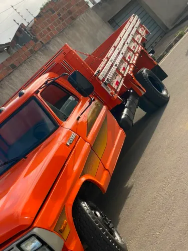 ? Caminhão Ford F-4000 Conservado e Pronto Para Trabalhar!
