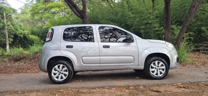 Fiat Uno Attractive 1.0 EVO Fire Flex 8V 5P 2016