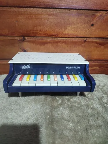 Piano Hering antigo