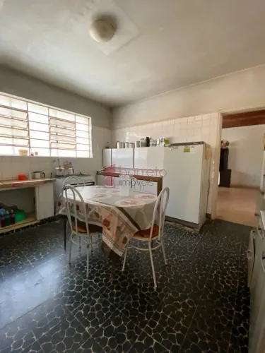 Chácara em Jundiaí, no bairro Jardim Itália - Jundiaí - SP.