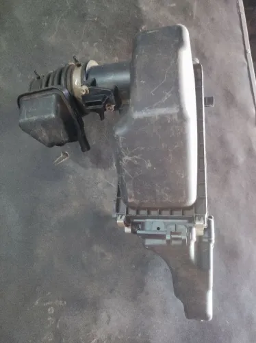 Caixa filtro de AR Nissan versa 1.6 2015/2019