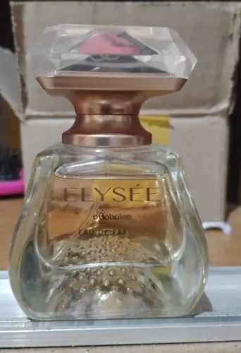 COMBO DE PERFUMES POUQUÍSSIMO USADO