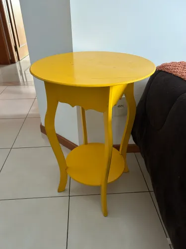 Mesa de canto para sala
