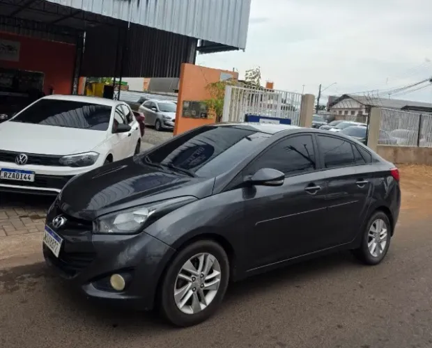 Hyundai HB20S Premium 1.6 Flex 16V Aut. 4P 2014