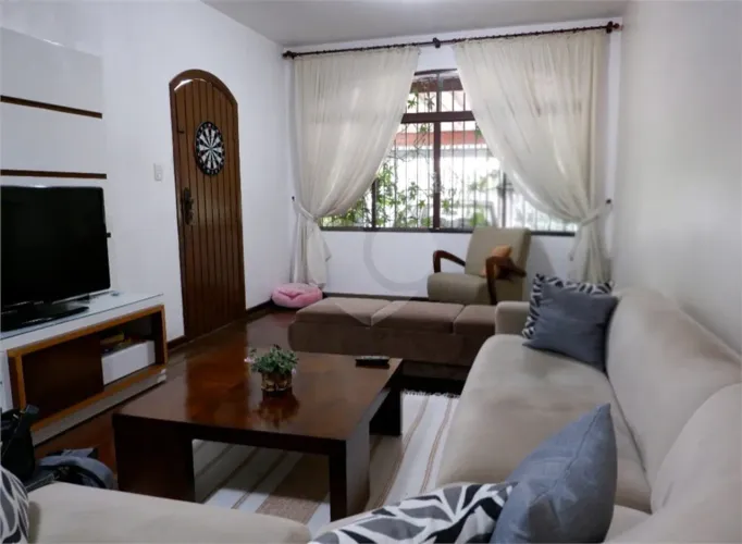 Sobrado com 3 quartos à venda ou para locação em Vila campo grande - SP