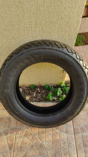 Pneu Pirelli 150/90-15 novo nunca usado