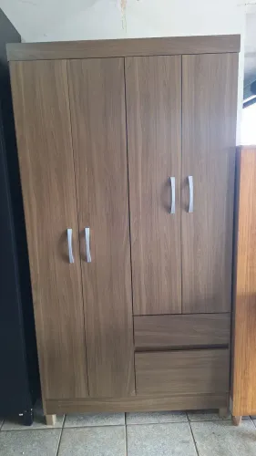 Guarda roupa 4 portas