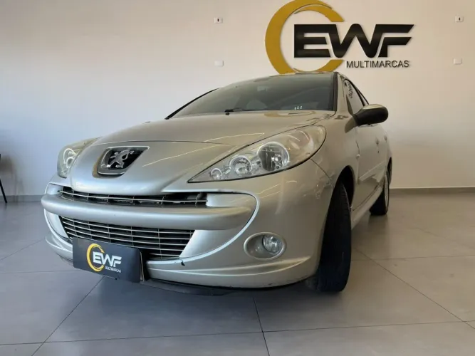 Peugeot 207 Sed. Passion XR Sport 1.4 Flex 8V 4P 2013