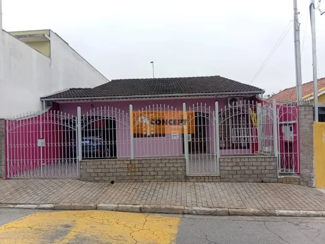 Casa com 3 dormitórios à venda, 178 m² por R$ 900.000,00 - Vila Correa - Ferraz de Vasconc
