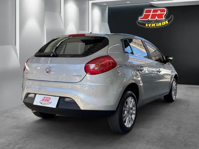 Fiat Bravo Essence Dualogic 1.8 Flex 16V 5P 2013