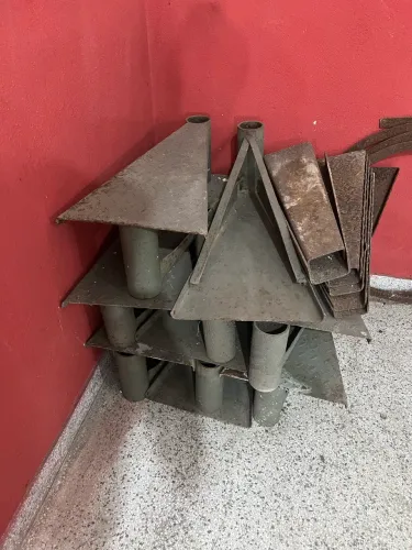 Escada de ferro caracol