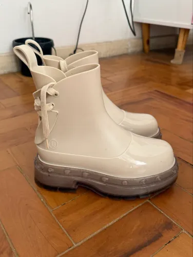 Bota melissa spikes + undercover
