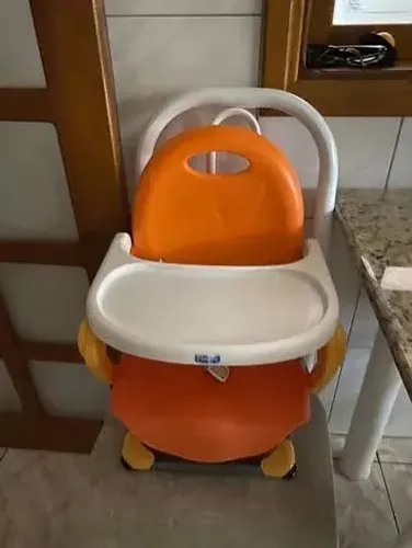 Vendo cadeirinha de alimentação