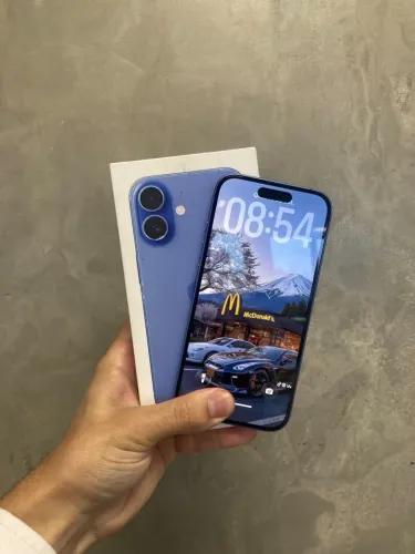 iPhone 16