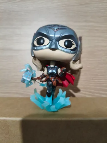 Funko Pop! Marvel - Mighty Thor Jane Foster #1046 (Exclusivo / Sem Caixa)