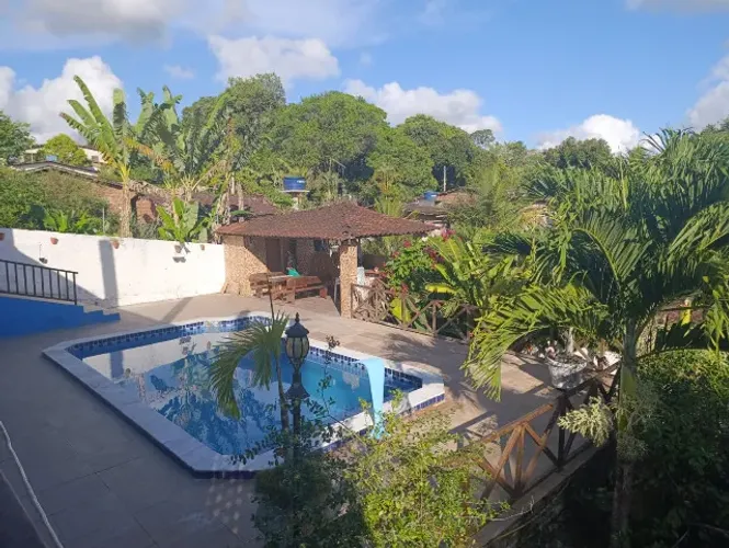 CASA EM ALDEIA PRONTA PARA CLÍNICAS