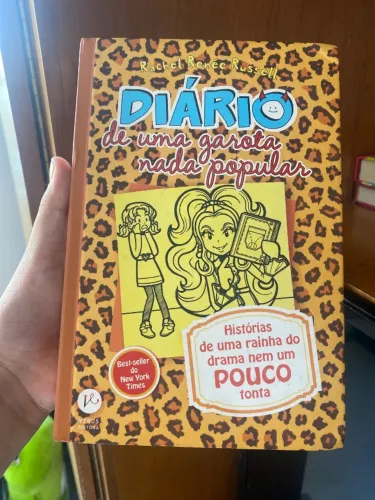 livro diário de uma garota nada popular 9