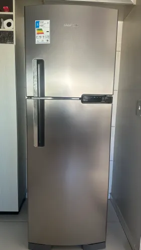 Vendo Geladeira Brastemp Inox Frost Free Duplex 375 litros com Compartimento Extrafrio