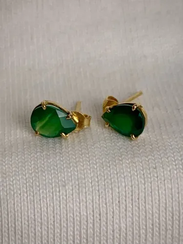 Brinco de Esmeraldas Naturais em Ouro 18K