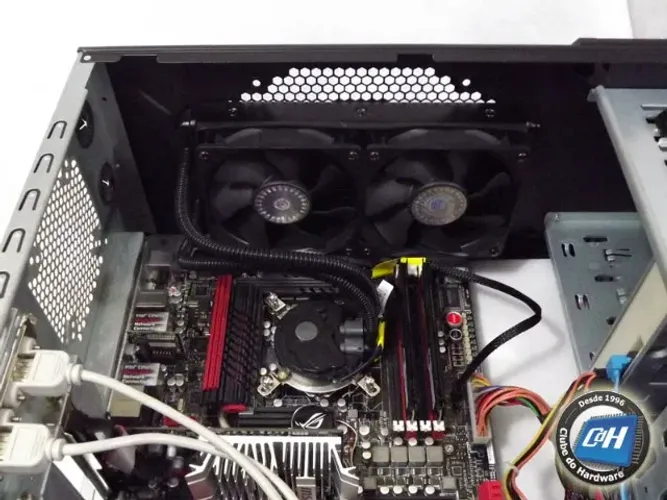 water cooler Cooler Master seidon 240m intel