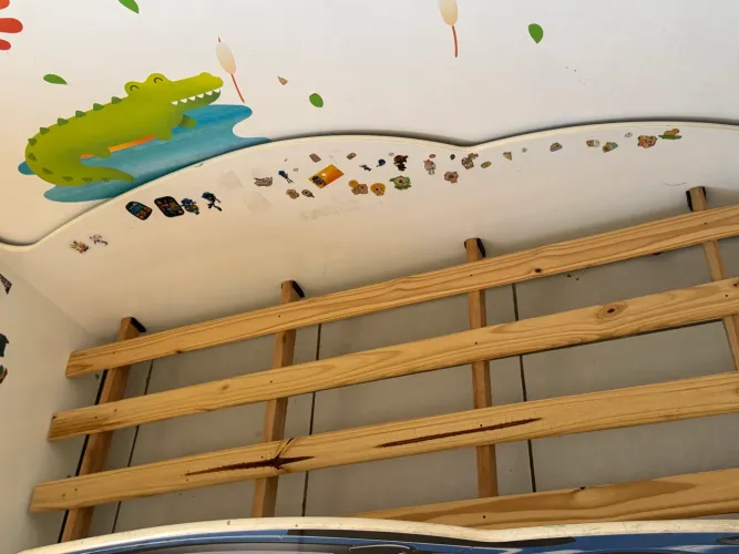 Cama infantil carros 