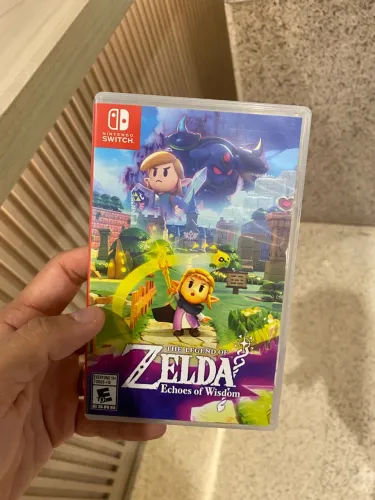 Vendo ou troco ZELDA ECHOES OF WISDOM Nintendo Switch