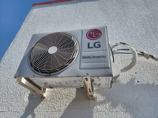 Ar-condicionado LG Dual inverter 9000 BTUs LG
