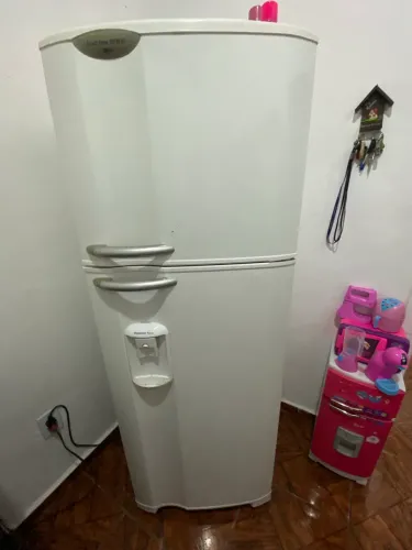 Geladeira Electrolux Frost Free DFW35