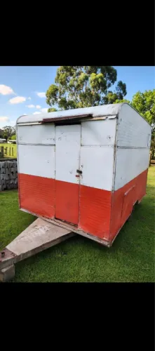 Trailer motorhome
