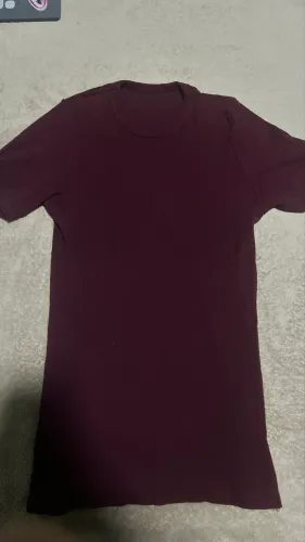 Camisa canelada vinho