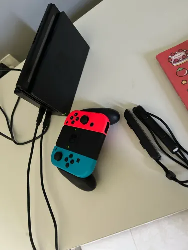 Nintendo Switch 1 V2