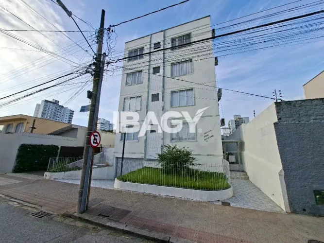 Excelente Apartamento 3 dormitório(s) em Estreito - Florianópolis