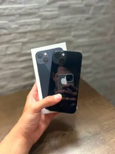 iPhone 13