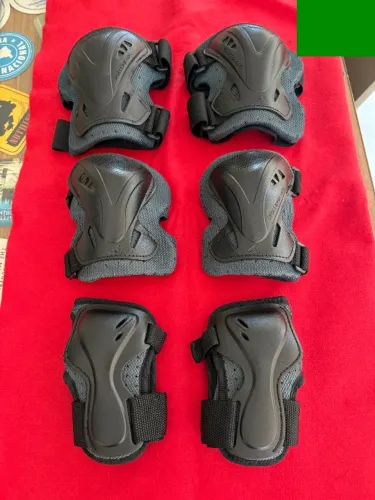 Kit de Proteção (cotoveleira, joelheira, protetor de pulso) Rollerblade