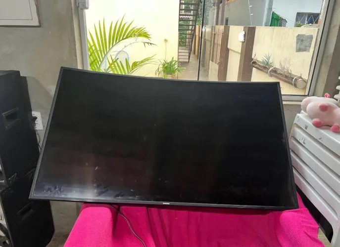 Smart tv Curva 55 para peças