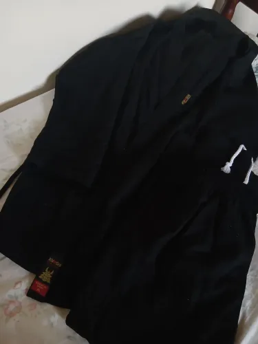 KIMONO DE KARATÊ PRETO A5