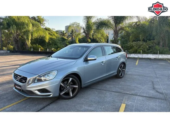 Volvo V60 T-5 R-desing 2.0 5P 2013