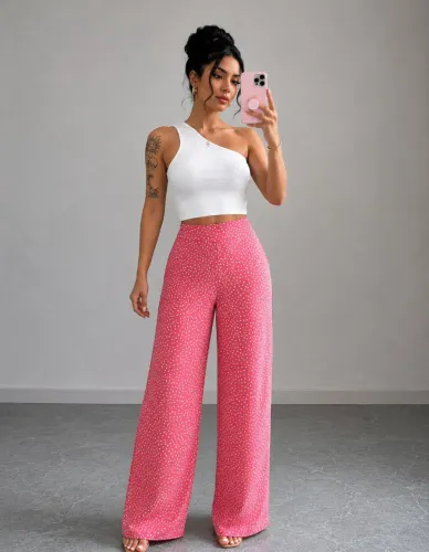 Conjunto cropped e calça 