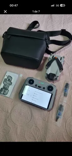 Mini 3 controle com tela seminovo sem detalhes