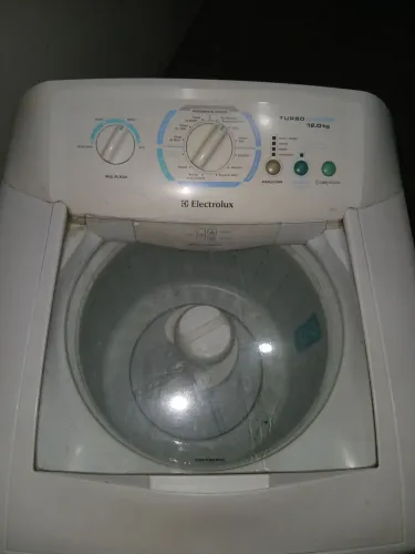 Maquina de lavar Electrolux 12kg
