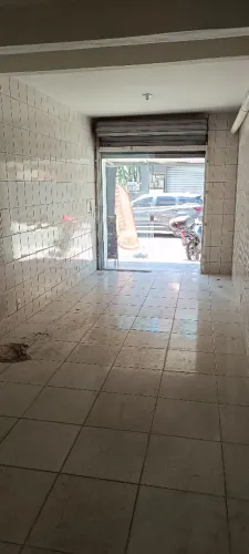 Loja ampla no Bairro Garoto
