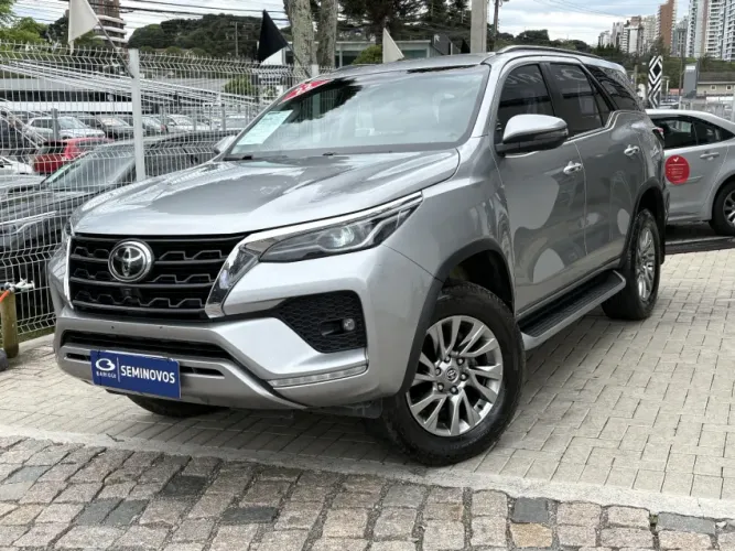 Toyota Hilux CD SRX 4X4 2.8 TDI 16V Diesel Aut. 2022