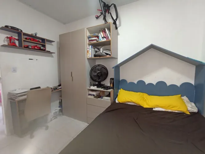 Quarto completo