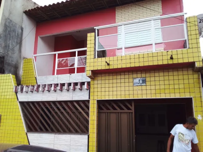 Troco essa linda casa por outra que seja no bairro de Fátima