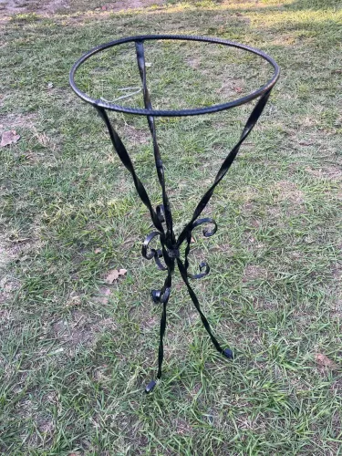 Vendo suporte pra plantas