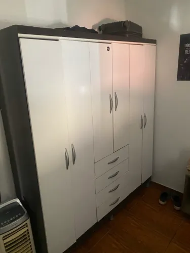 Vendo esse móveis usados