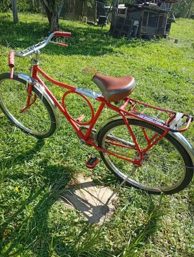 Vendo bicicleta antiga 