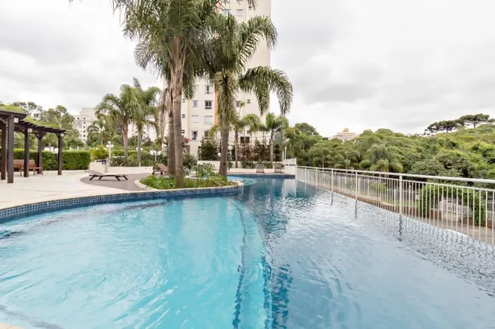 Apartamento com 3 dormitórios para alugar, 64 m² por R$ 5.243/mês - Campo Comprido - Curit